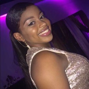 Meet your Posher, Chenelle